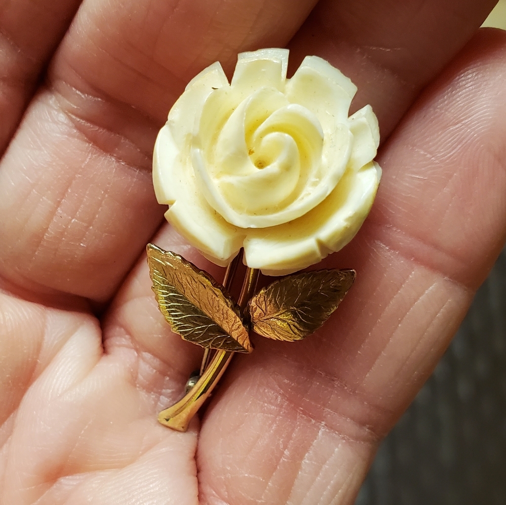 Krementz Gold Brooch Rose Flower - Picture 5 of 5
